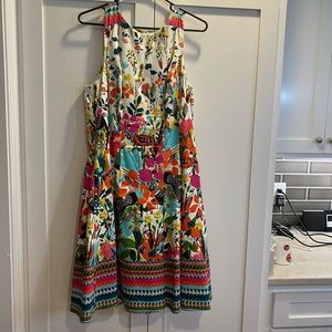NWOT Maggie London Size 14